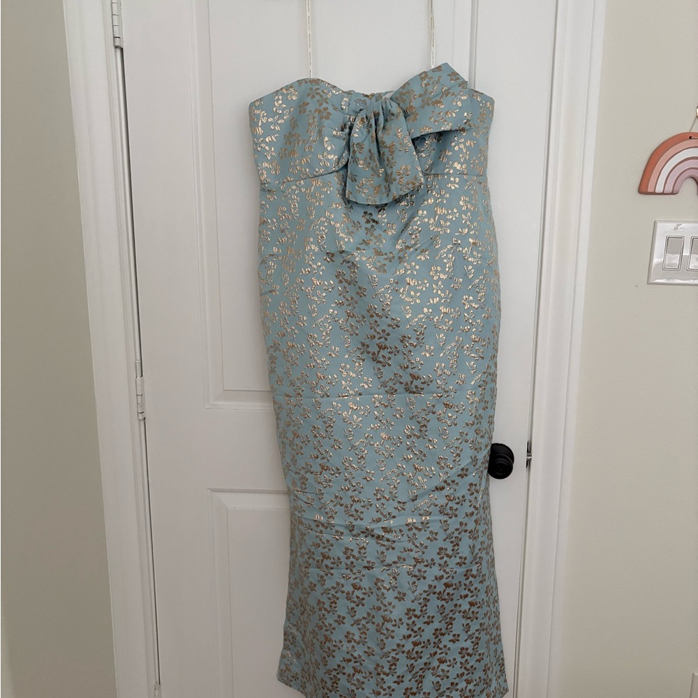 Lilly Pulitzer Strapless Light Blue Dress with Gold Floral Jacquard - Picture 7 of 9